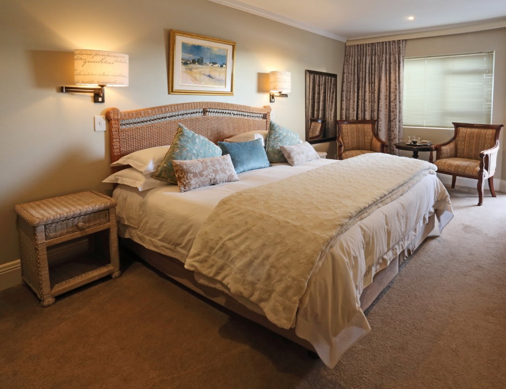 Serendipity Restaurant Luxury Guest House Accommodation Wilderness