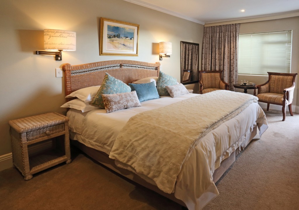 Serendipity Restaurant Luxury Guest House Accommodation Wilderness